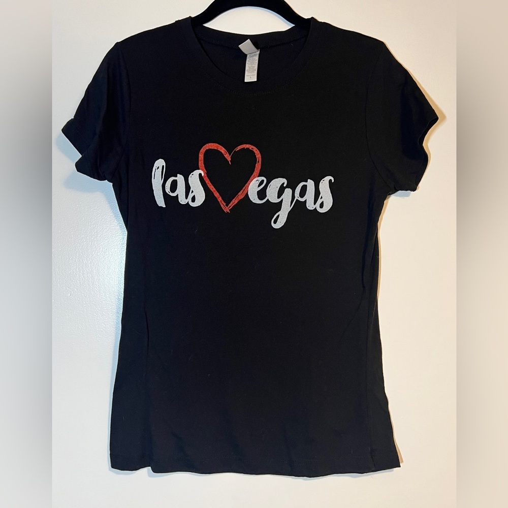 ❤️Vegas #VegasStrong T-Shirt Made after the Oct 1 shooting Vegas strong forever!